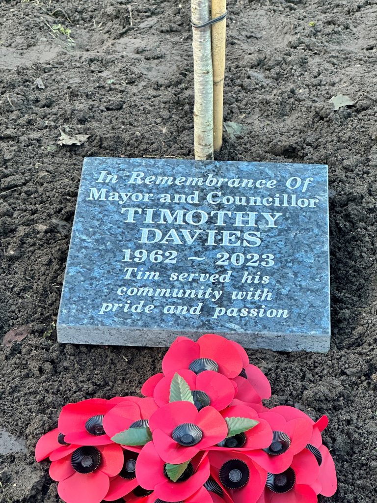 Plaque that reads: "In Remembrance of Mayor and Councillor Timothy Davies 1962 - 2023 Tim served his community with pride and passion"